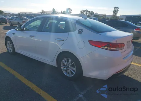 2018 Kia Optima Lx z USA, uszkodzony, nr VIN KNAGT4L38J5202623